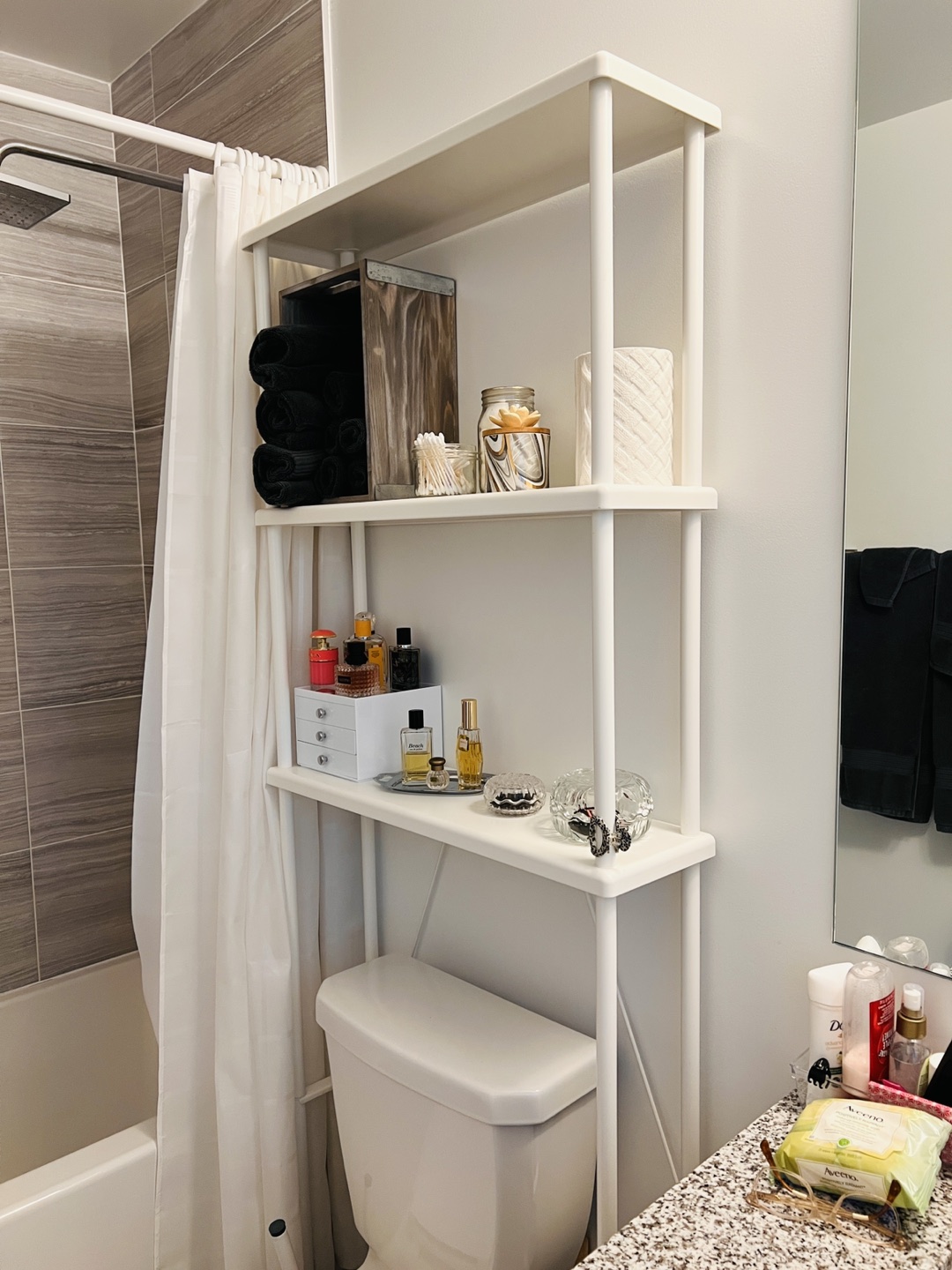Ikea Dynan Bathroom Shelf thumbnail