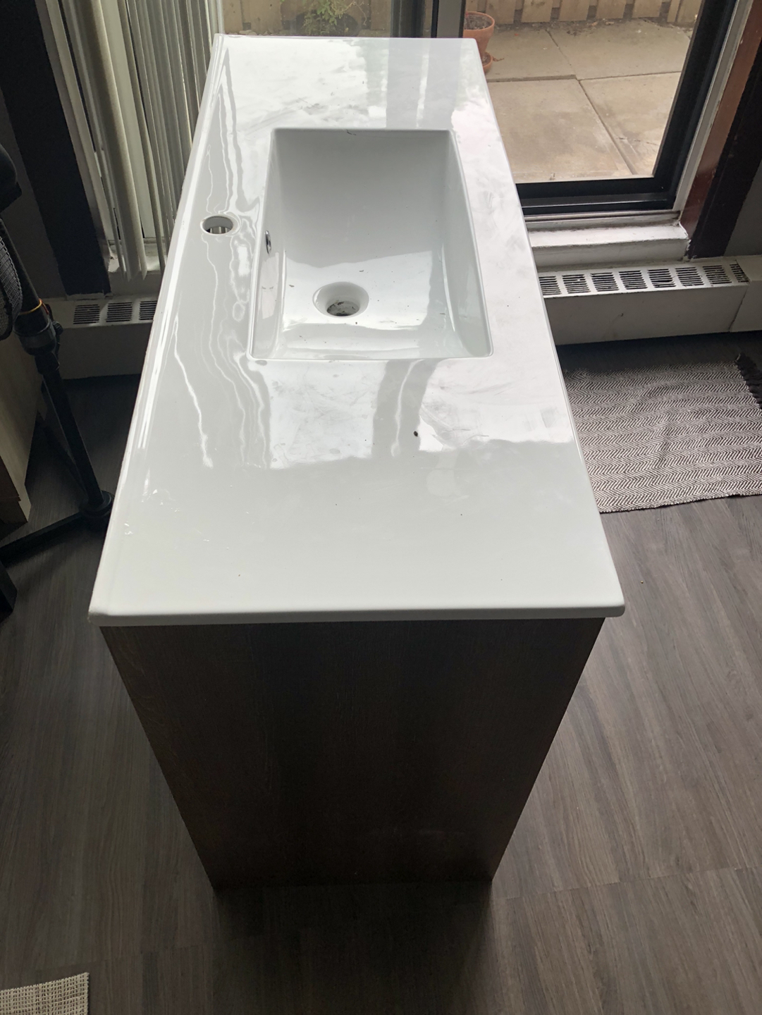 One year old vanity for sale 🏒 - photo 5