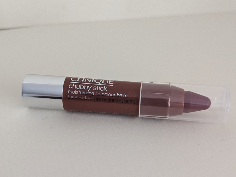 Clinique Chubby Stick Moisturizing Lip Colour Balm image indicator(2)