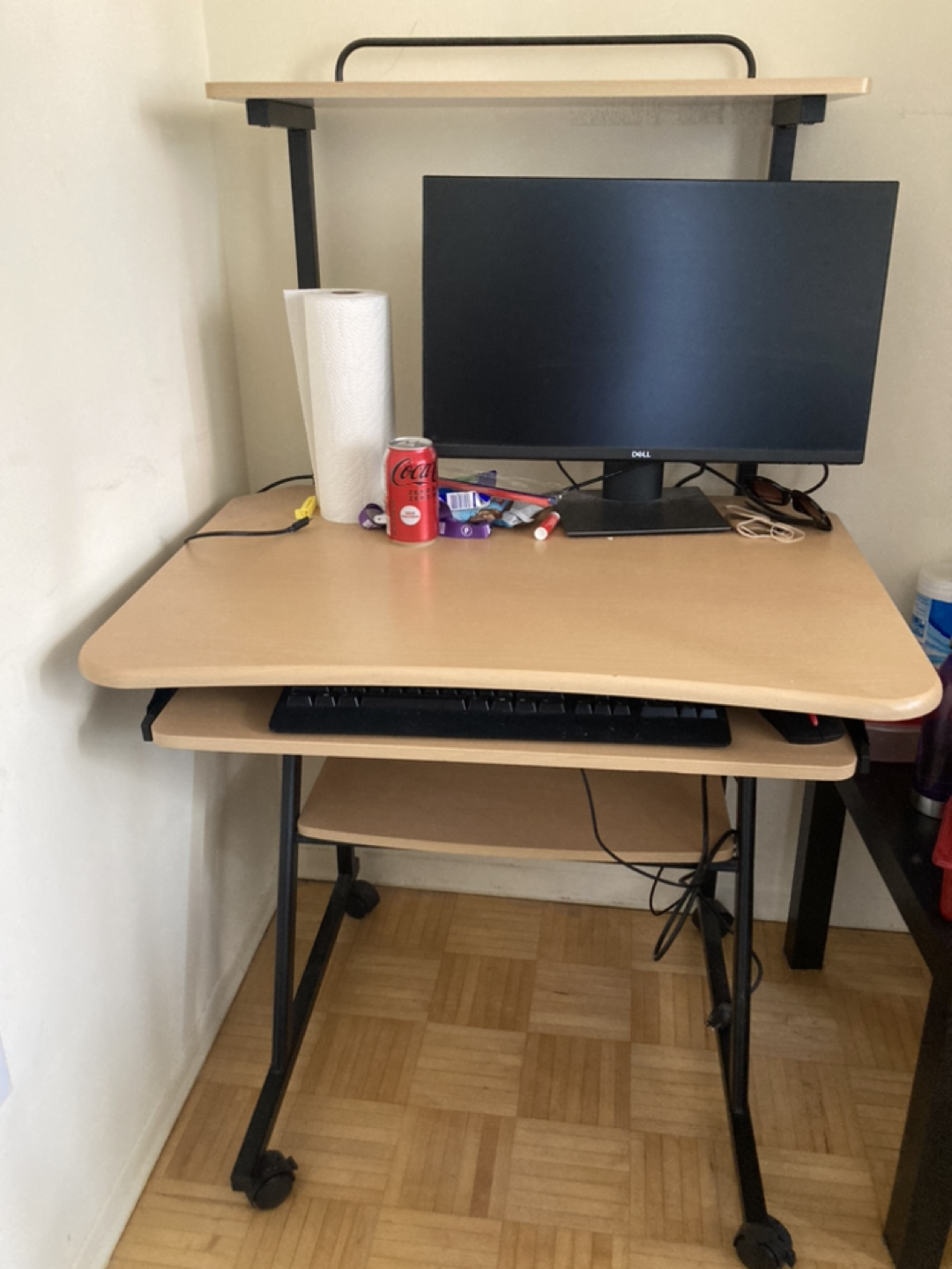 Wooden study table for sale - photo 2