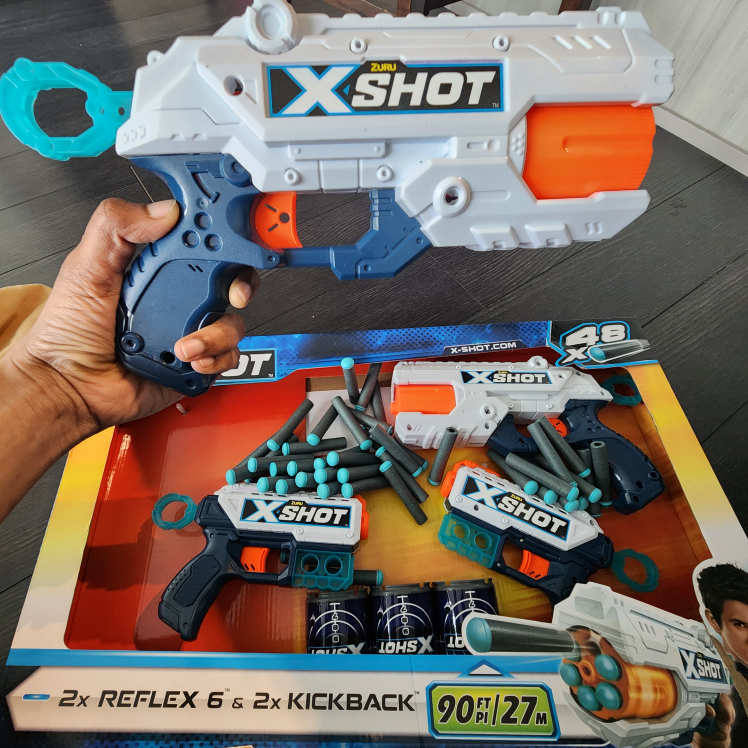 Kids Zuru X shot toy guns with bullets
