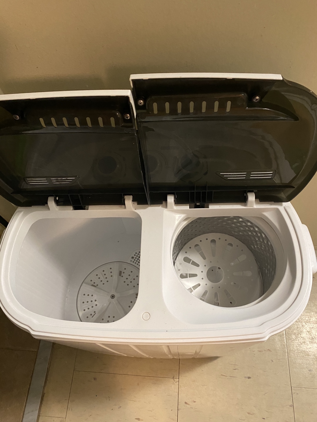 Lundry machine - photo 4