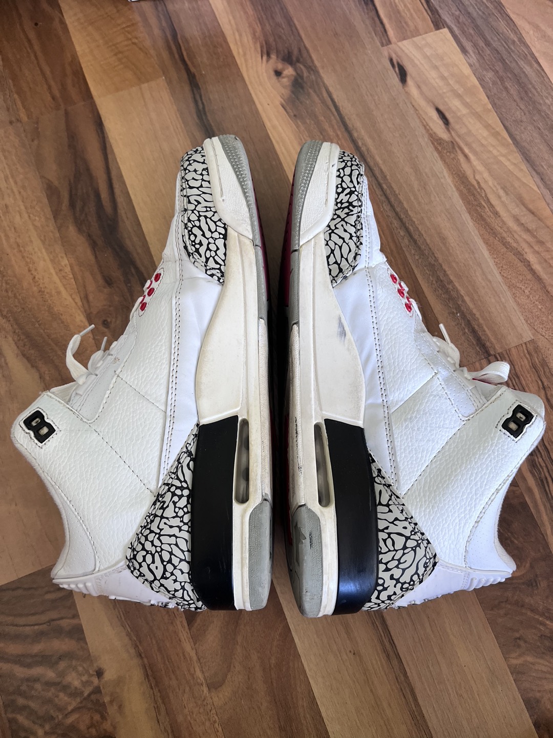 Jordan 3 White Cement Size 11 7.5/10 - photo 4