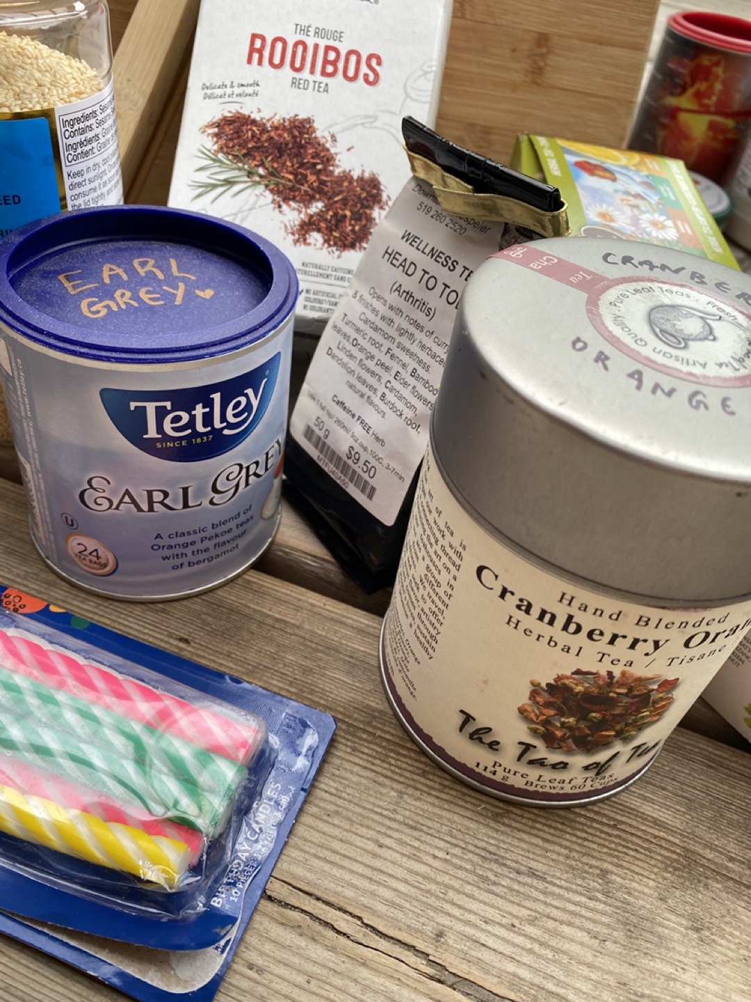 Kitchen utensils, garlic powder, sesame seeds image indicator(2)