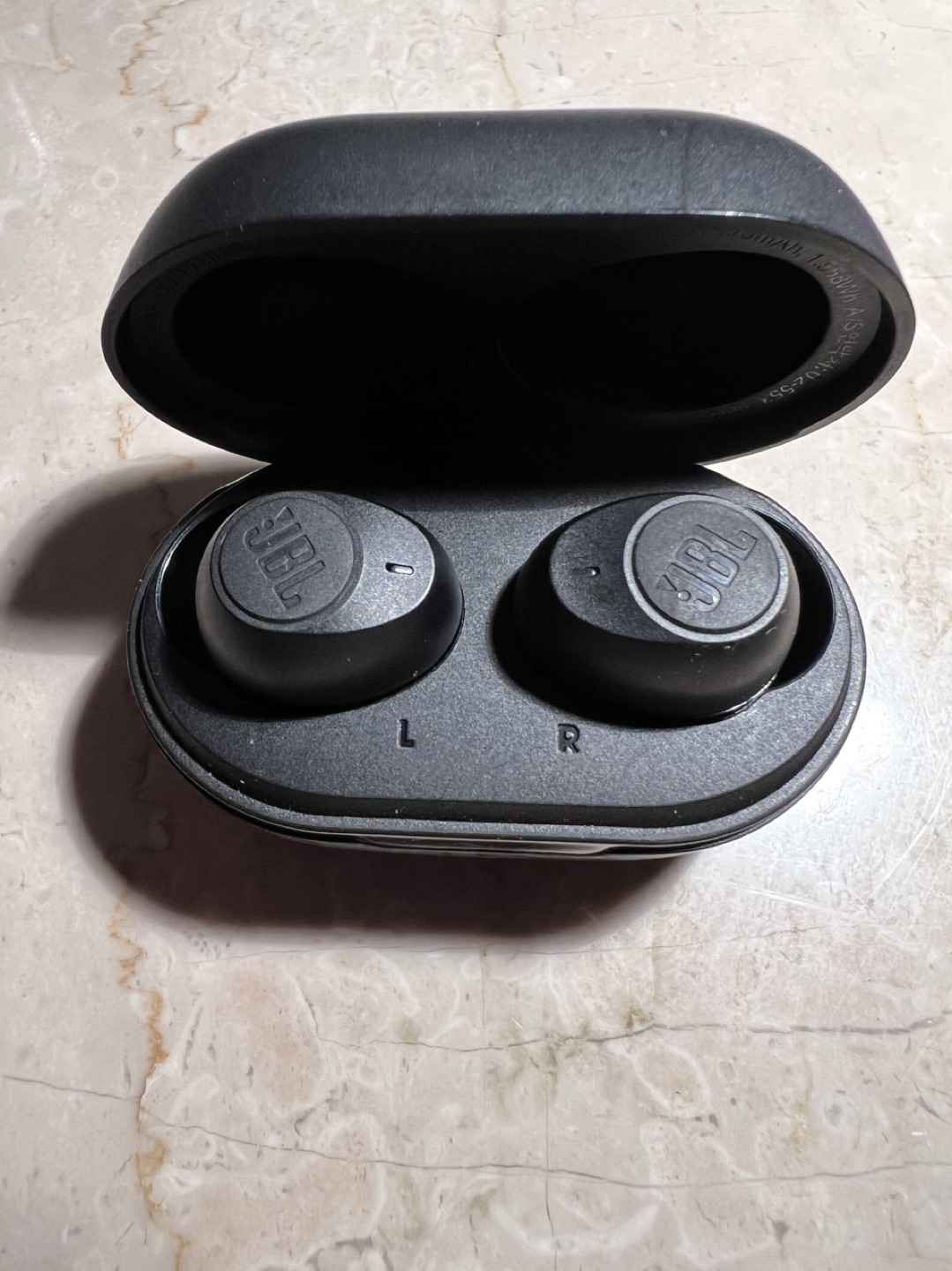 JBL Tune115 TWS (EUC) image indicator(2)