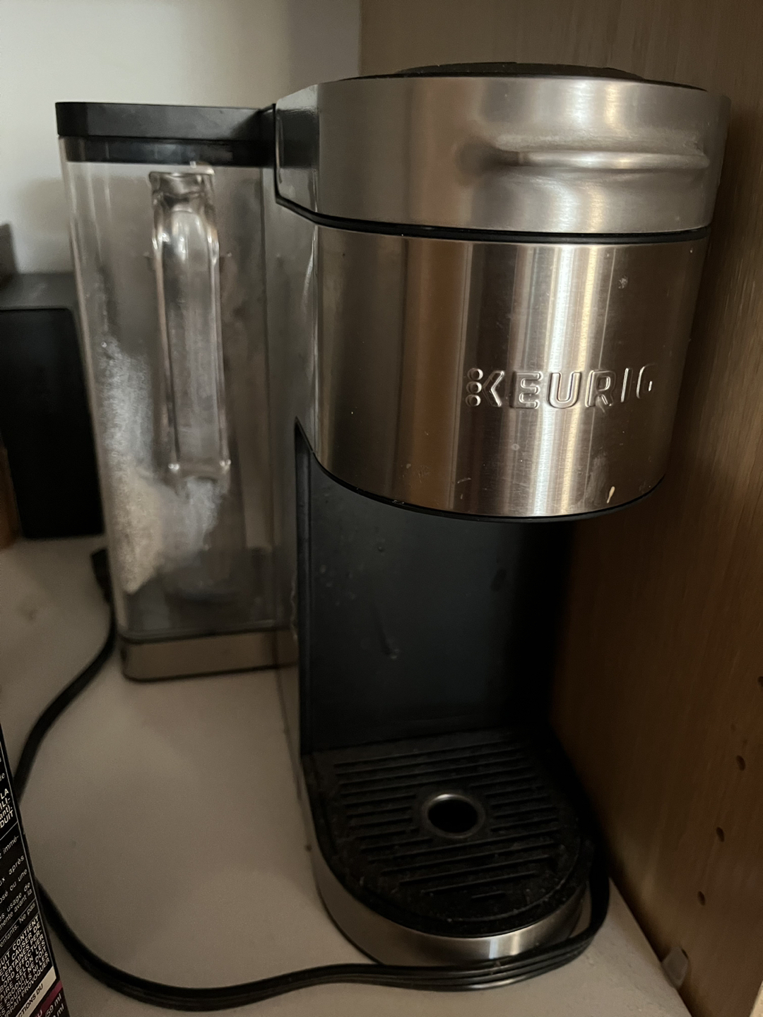 Keurig® K-Supreme Plus™ Single Serve Coffee Maker image indicator(2)