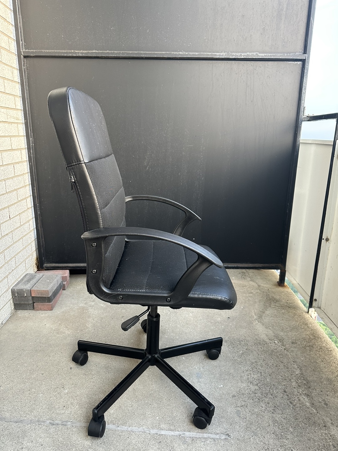 Desk chair - photo 3