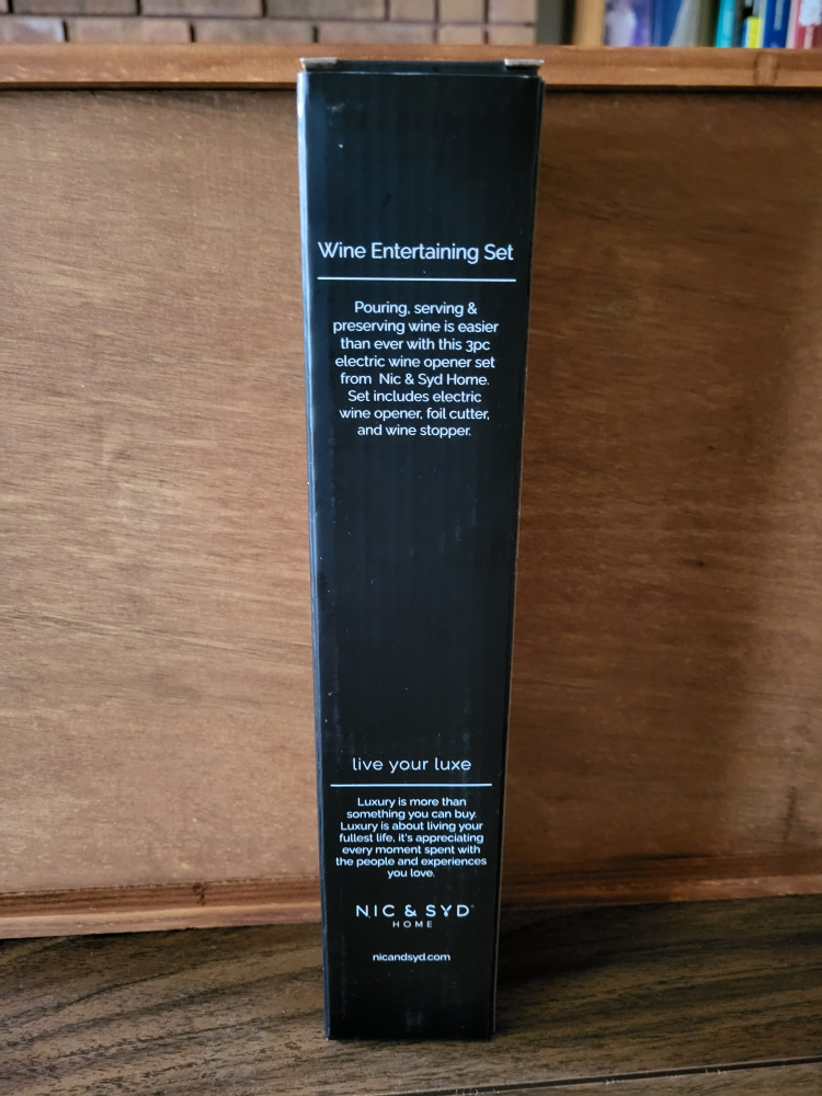 WINE ENTERTAINING SET BY NIC & SYD image indicator(2)