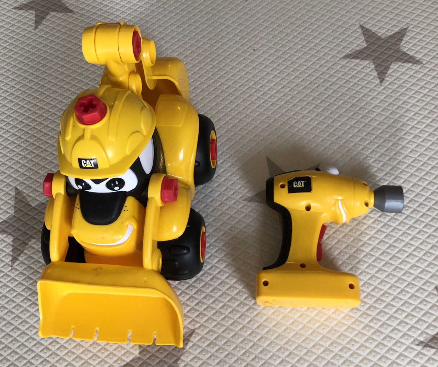 Cat bulldozer excavator & battery-powered boxer image indicator(6)