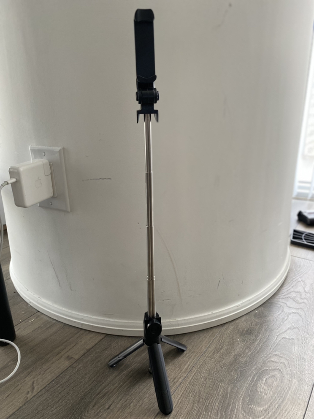Selfie stick Bluetooth, doosel selfie stick tripod thumbnail
