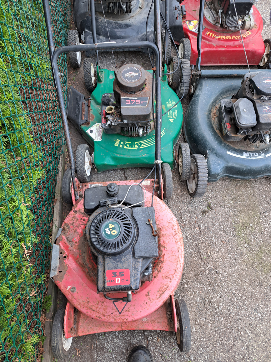 non working lawnmowers - photo 2