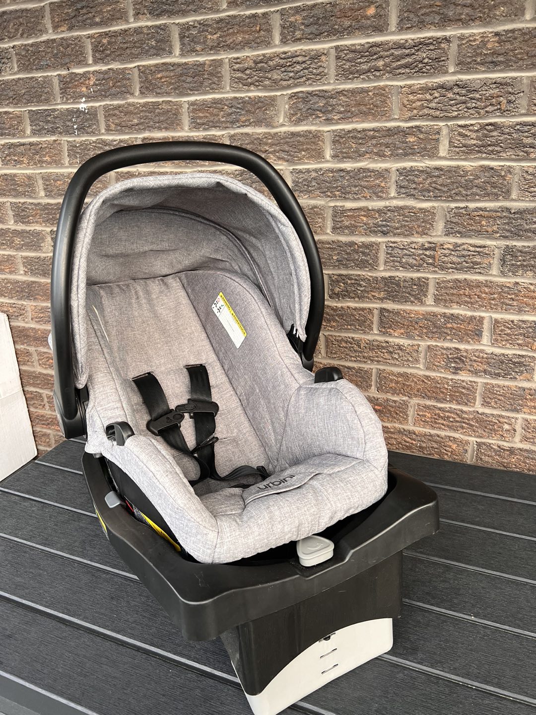 Car seat thumbnail