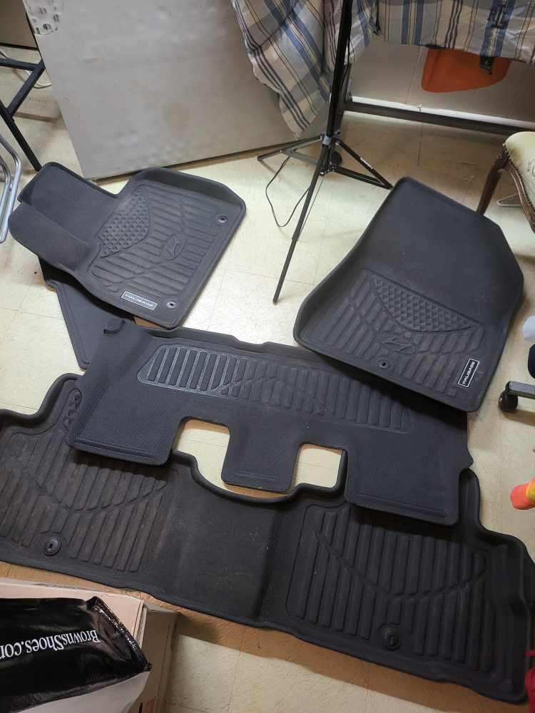 Hyundai Palisade all season floor mat