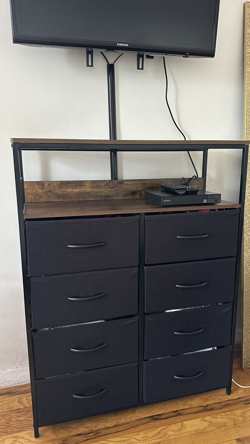 Dresser - photo 2