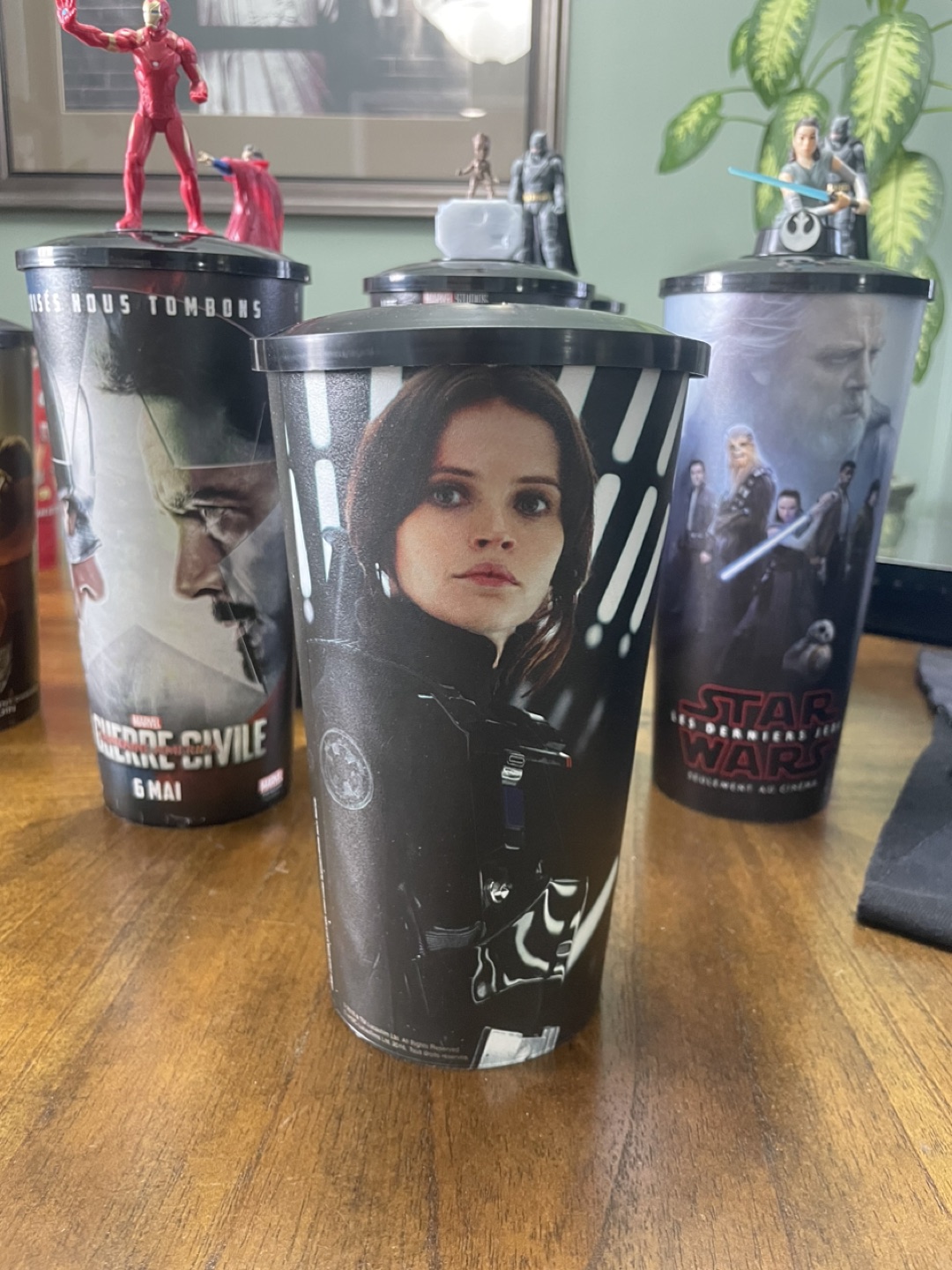 Movie theatre Cups image indicator(10)