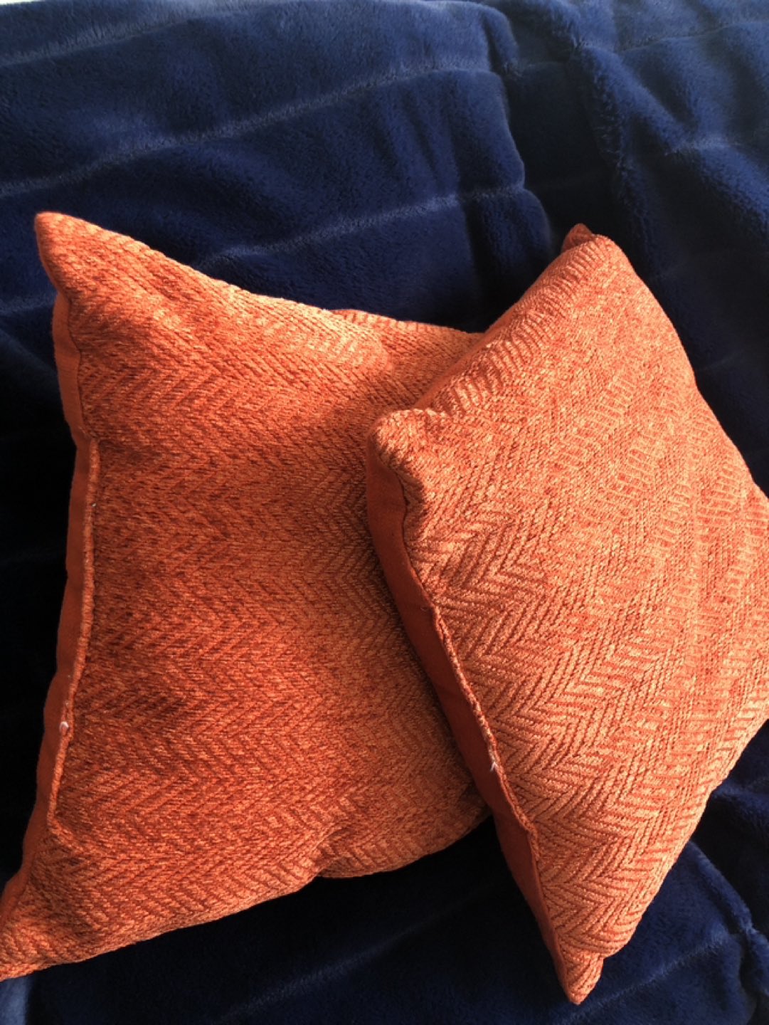 💰Burnt orange decorative pillows thumbnail