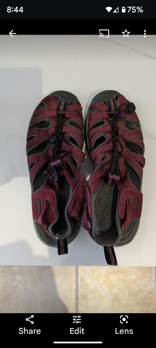 Keen sandals size 7.5 - photo 2