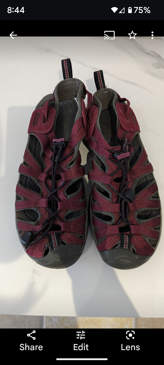 Keen sandals size 7.5 - photo 3