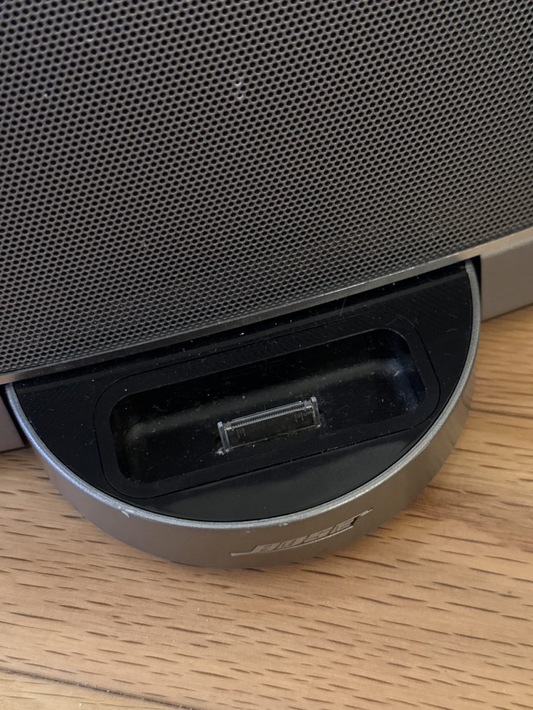 Selling BOSE sounddock speaker - photo 4