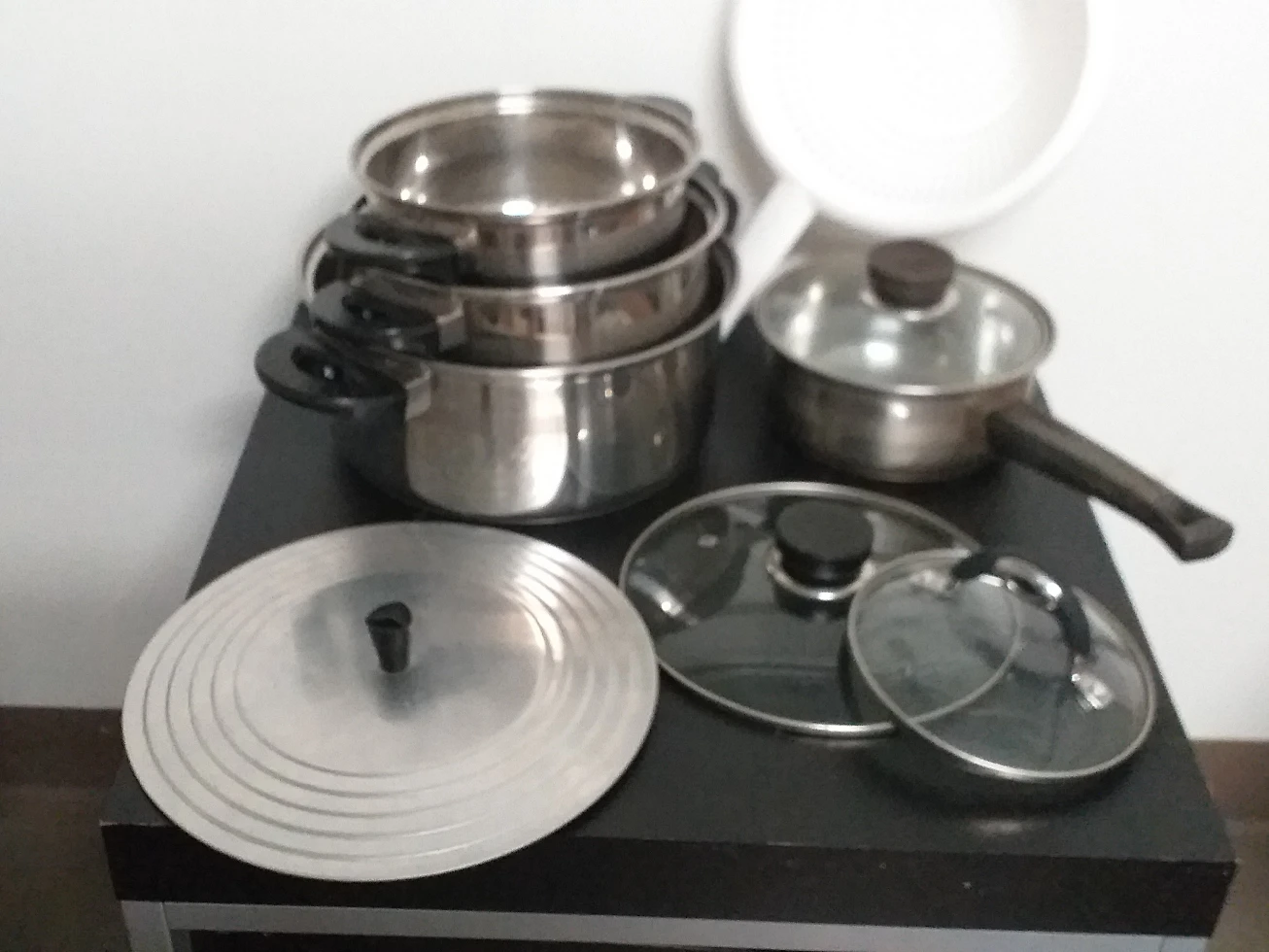 Pots and pans  thumbnail