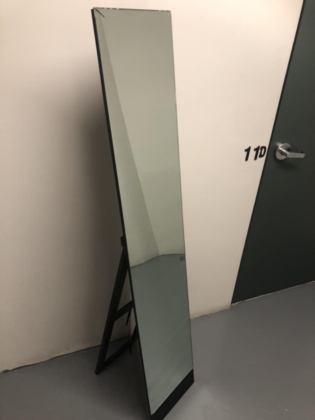 Easel-Backed Full Length Mirror. thumbnail