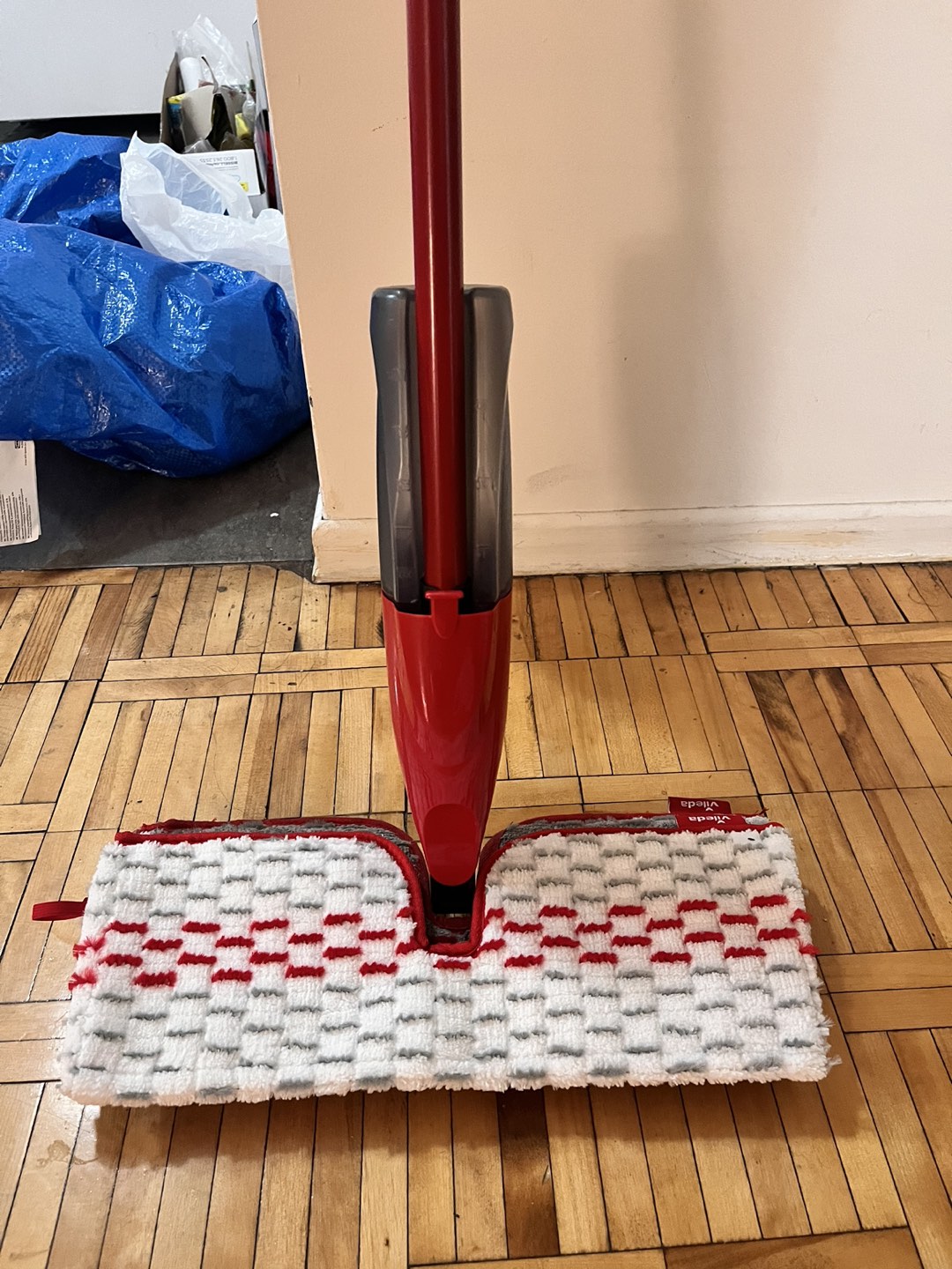 Vileda ProMist Spray Microfibre Mop (with spare micro fibre) - photo 2