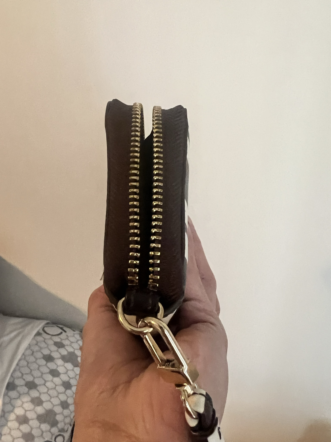 Tory Burch Zip Around Wristlet Wallet - photo 3