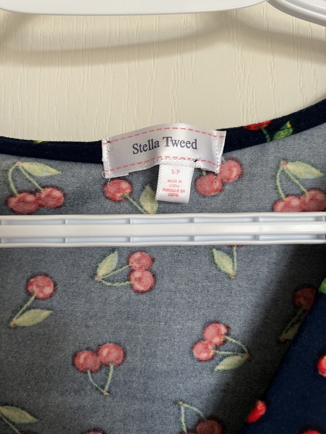 Stella Tweed Cherry Top image indicator(3)