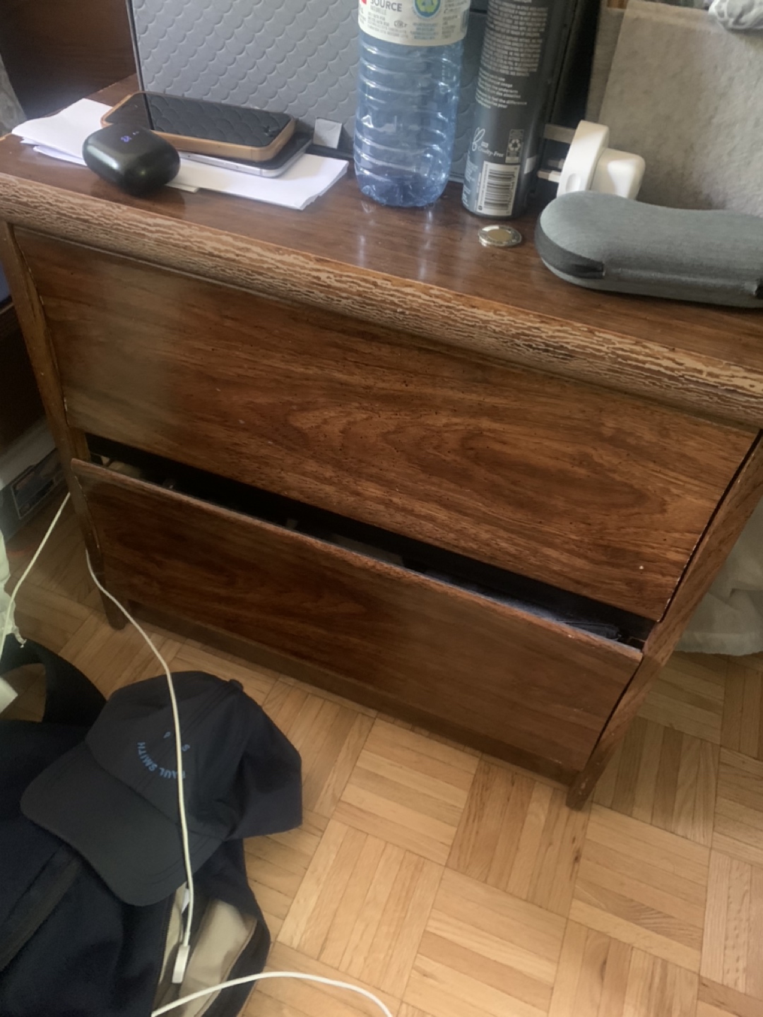 Bed side cabinet