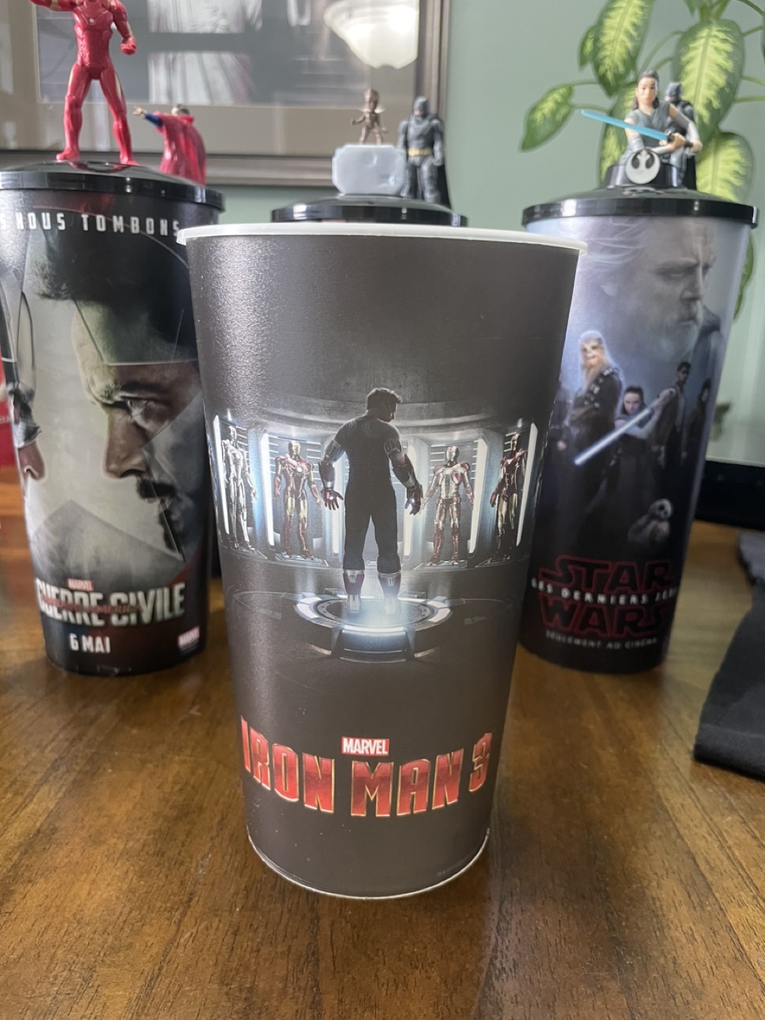 Movie theatre Cups image indicator(3)