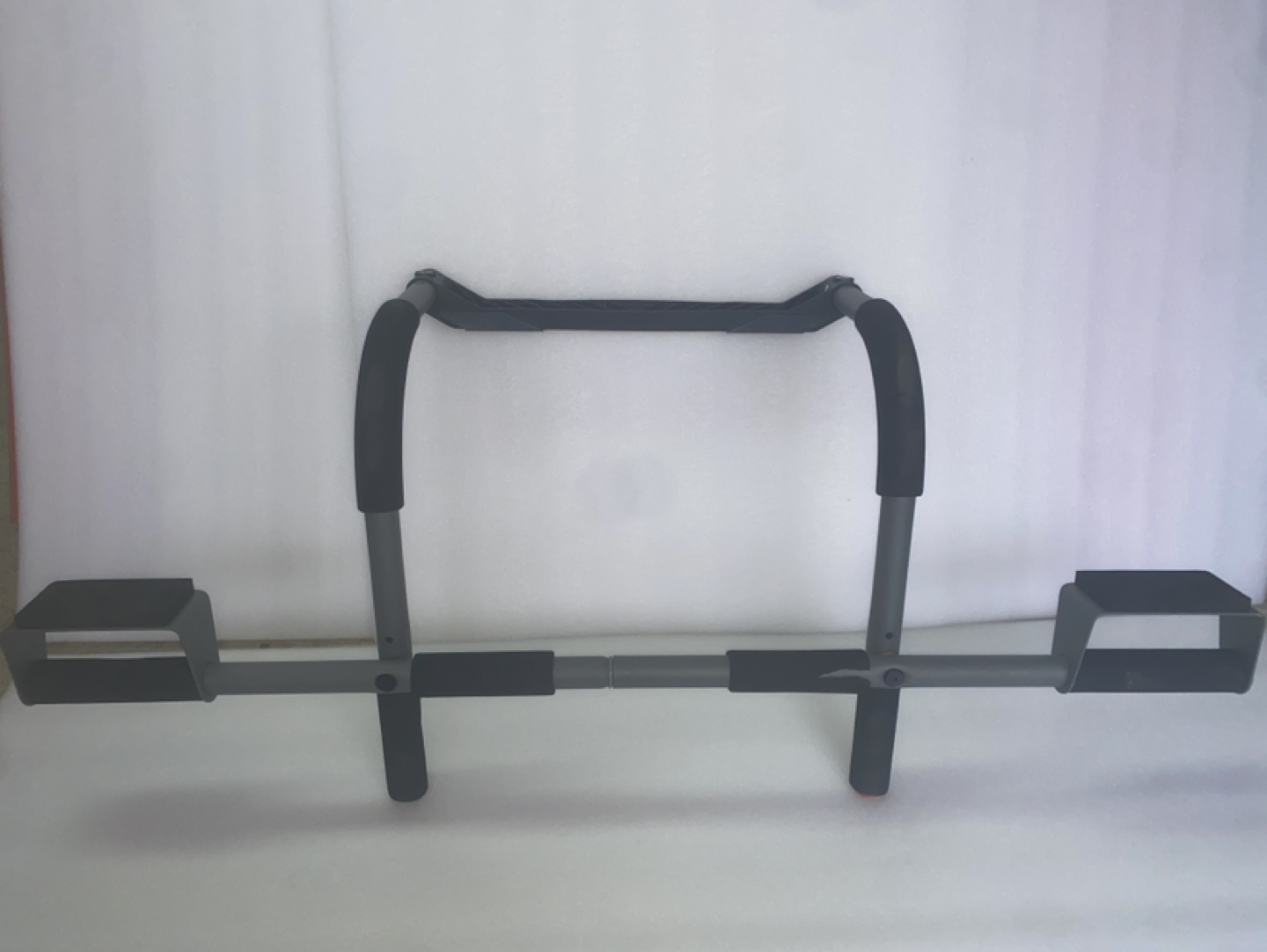 Multi-purpose Doorway Pull-up Bar - photo 2