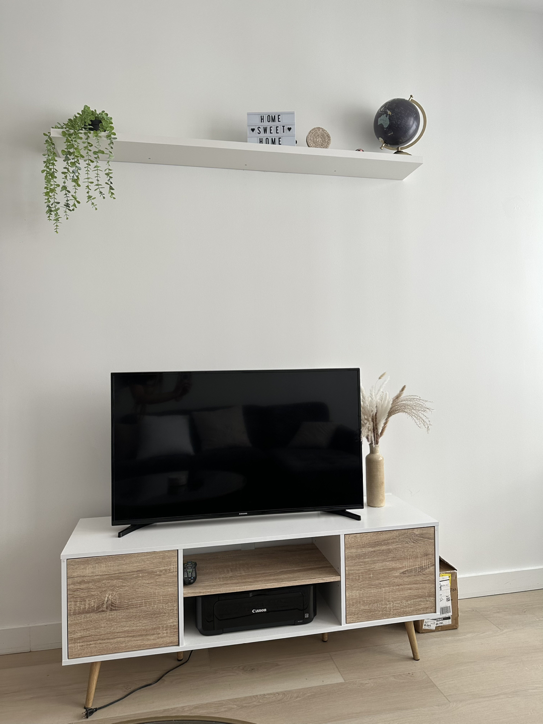 Tv stand