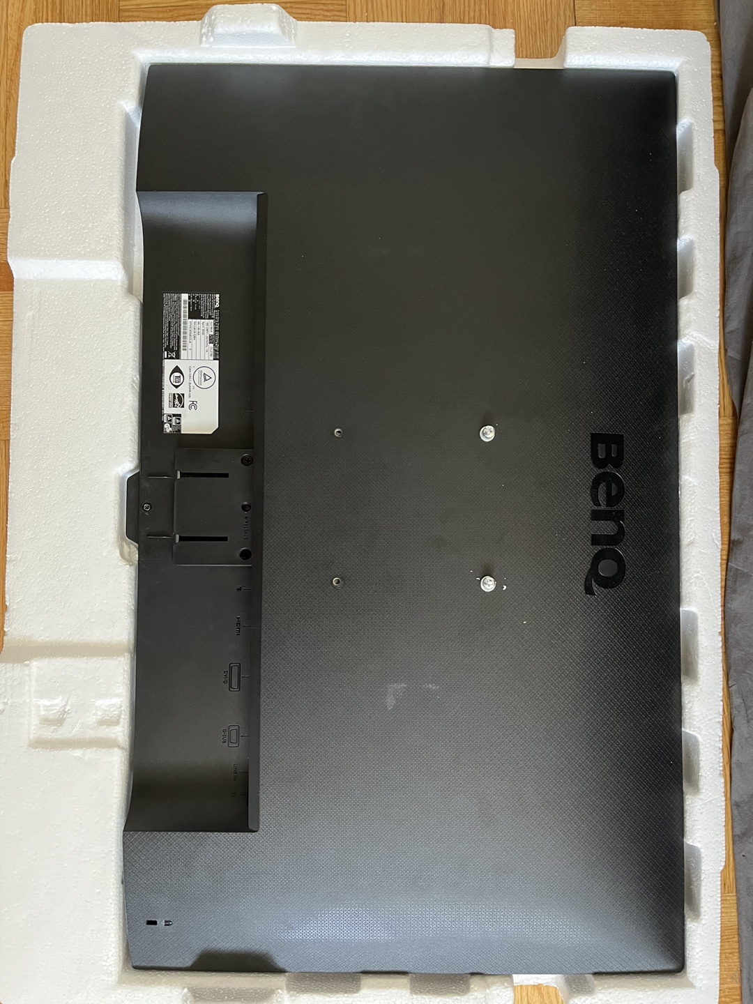 27 inch Monitor - photo 5