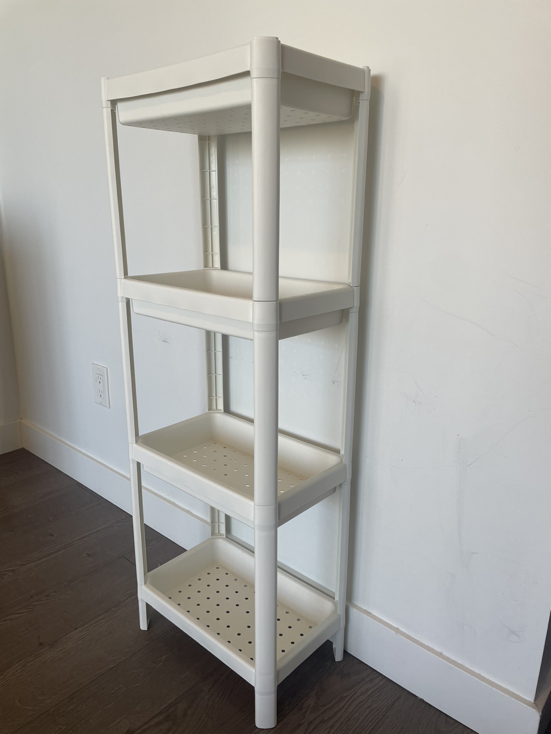 4 tier Shelf