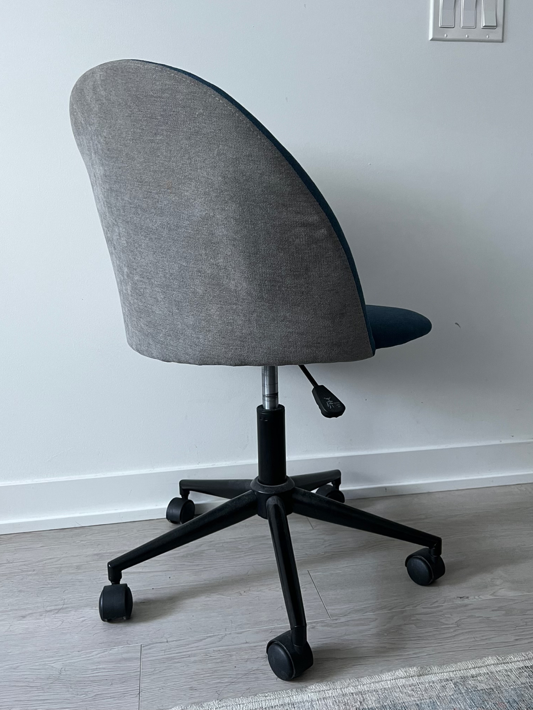Barely used office chair