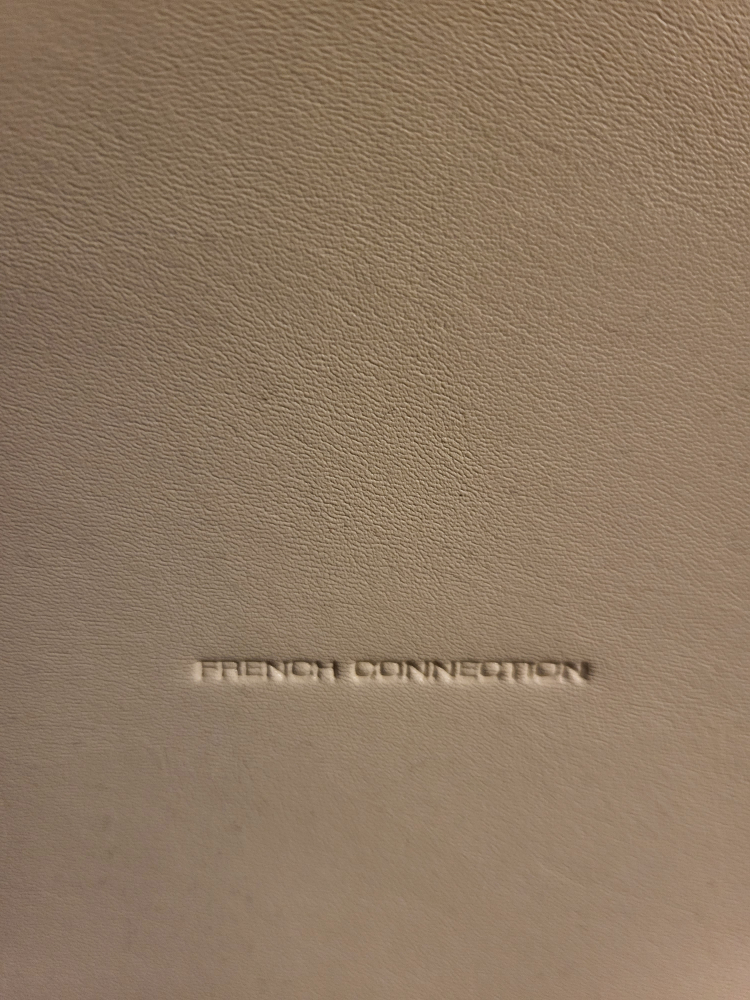 French connection white bag - photo 3