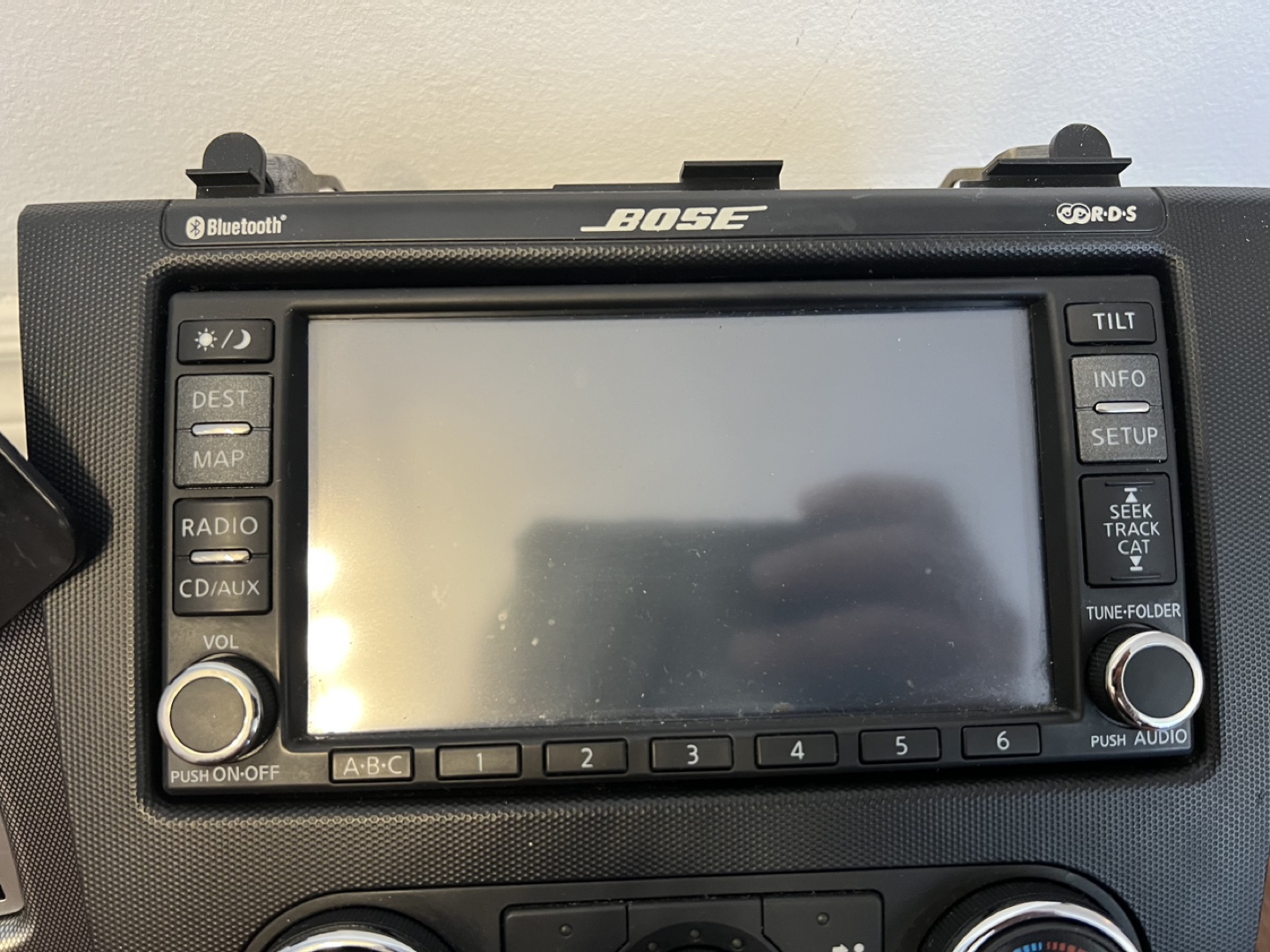 Nissan BOSE screen image indicator(2)