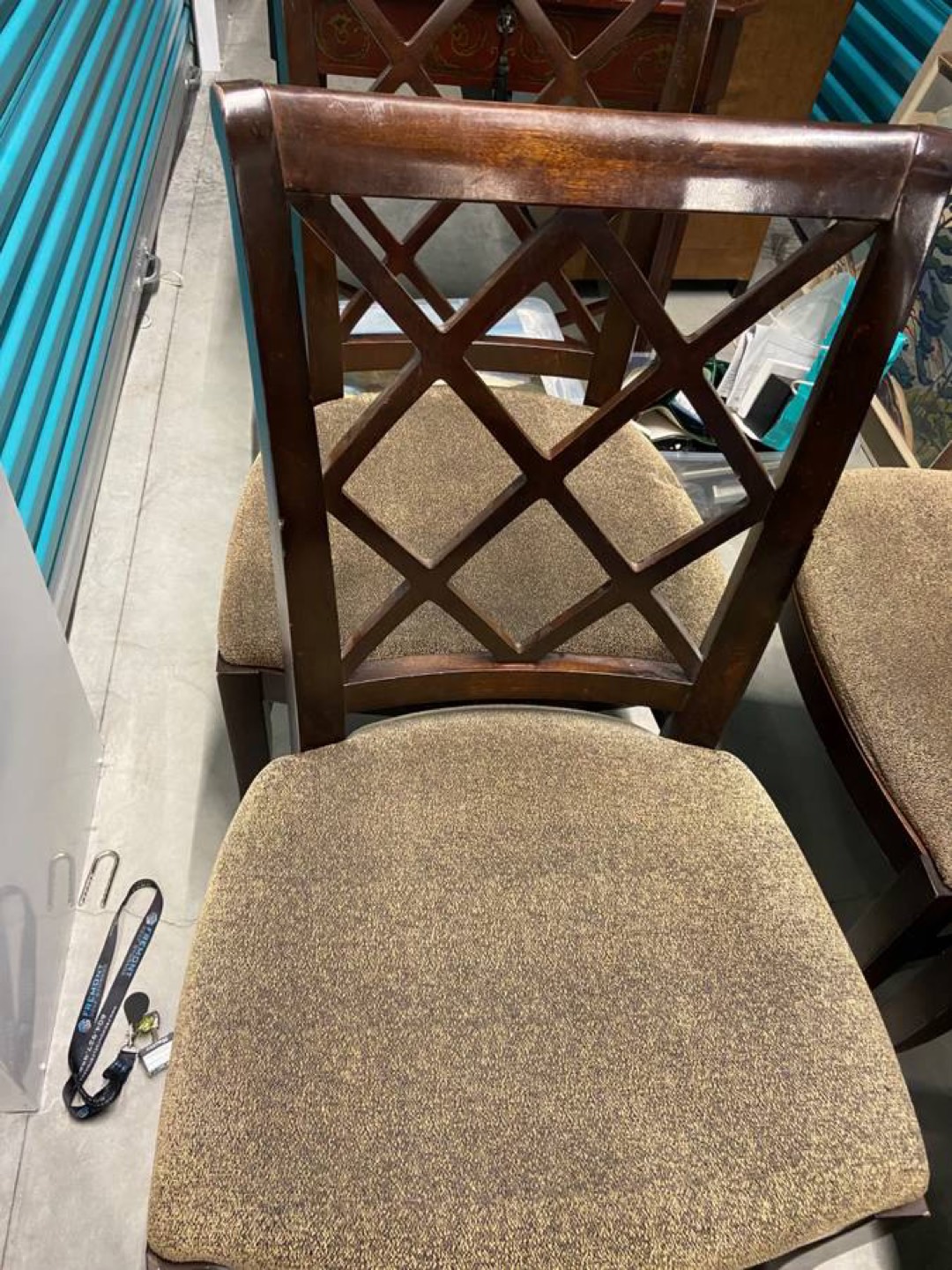 Wooden table and chairs for sale - photo 2