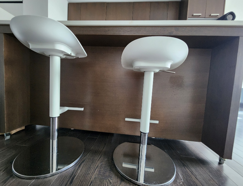 IKEA JANINGE Bar stools - photo 3