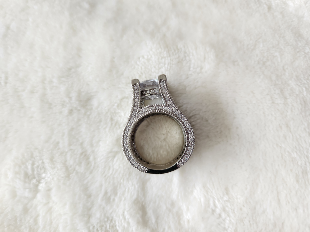 Cubic Zirconia statement piece ring - photo 3