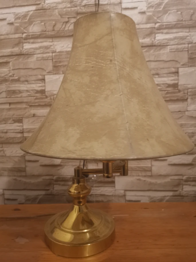 Bed lamp