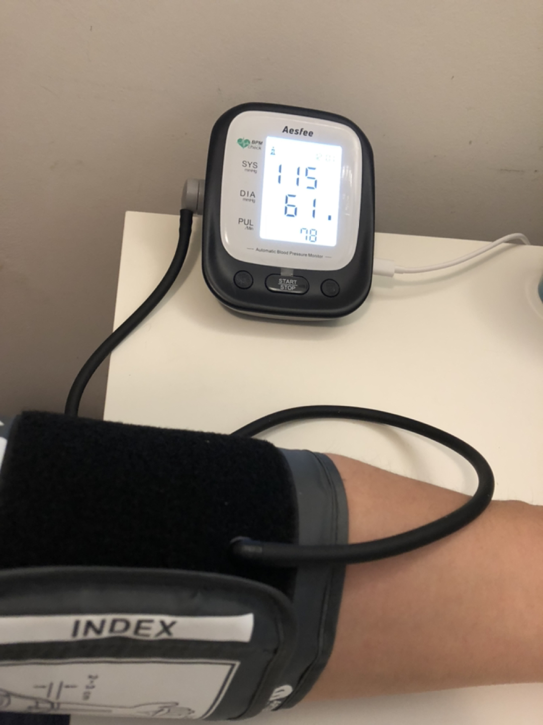 Arm blood pressure monitor - photo 3