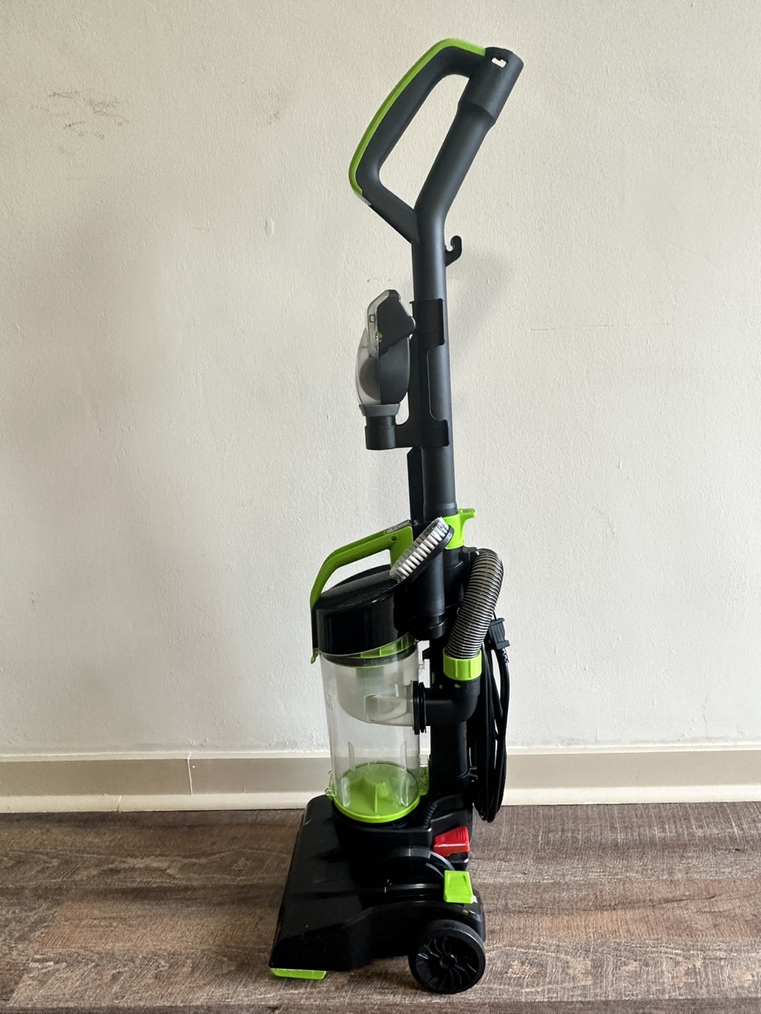 Bissell Poweforce Turbo Vacuum - photo 2