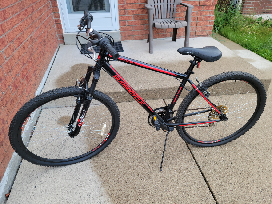 Brand new Men's 21 speed mountain bike