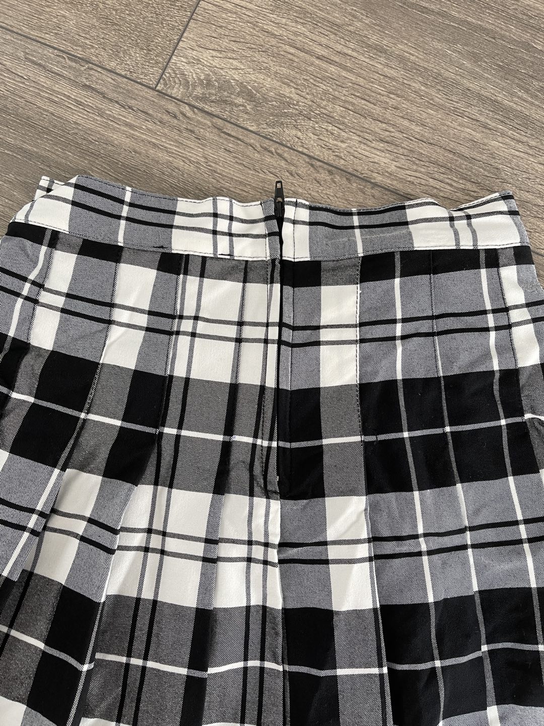Black and White Plaid Skirt - photo 3