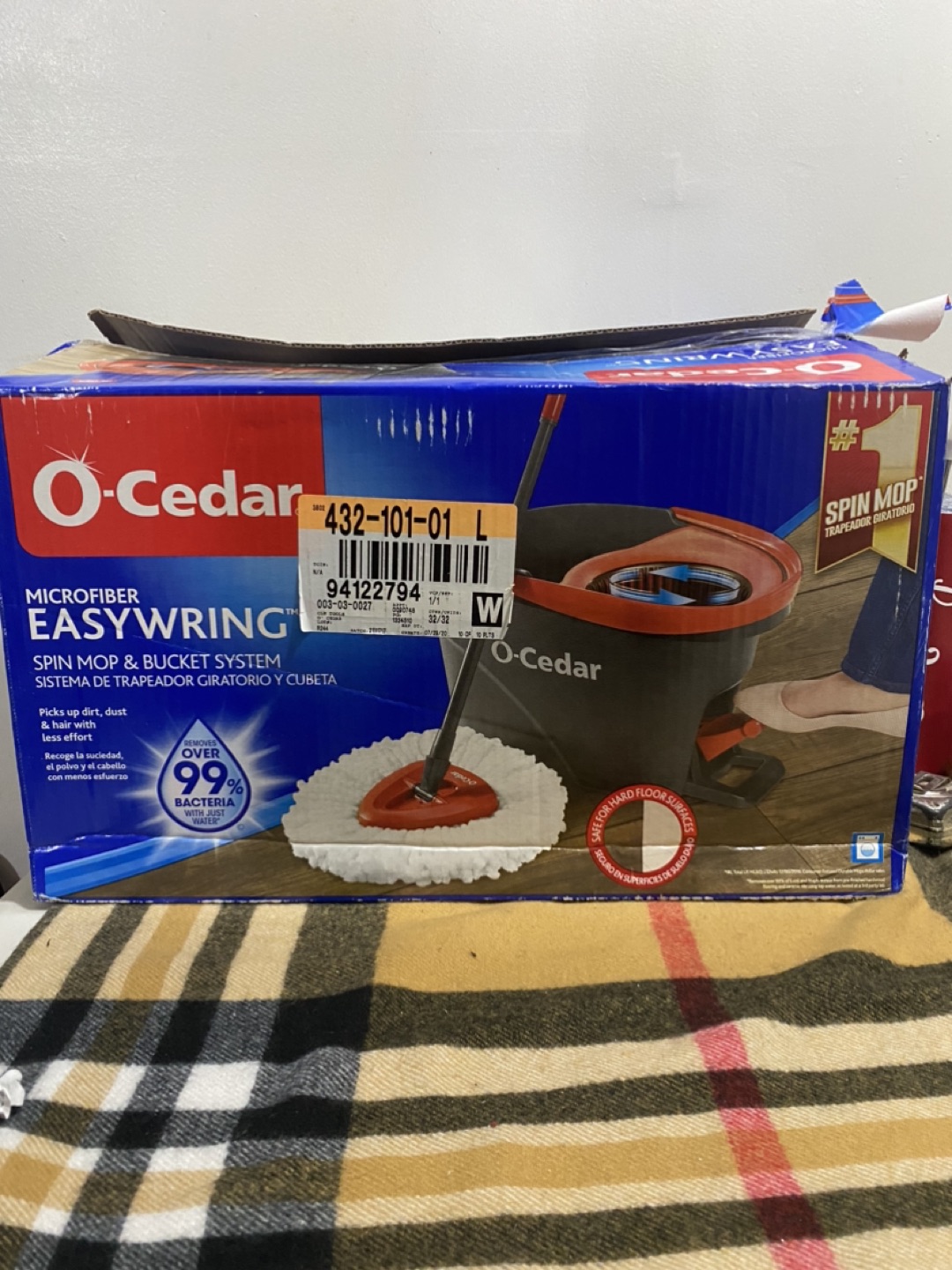 O-Cedar EasyWring Microfiber Spin Mop and Bucket Cleaning System