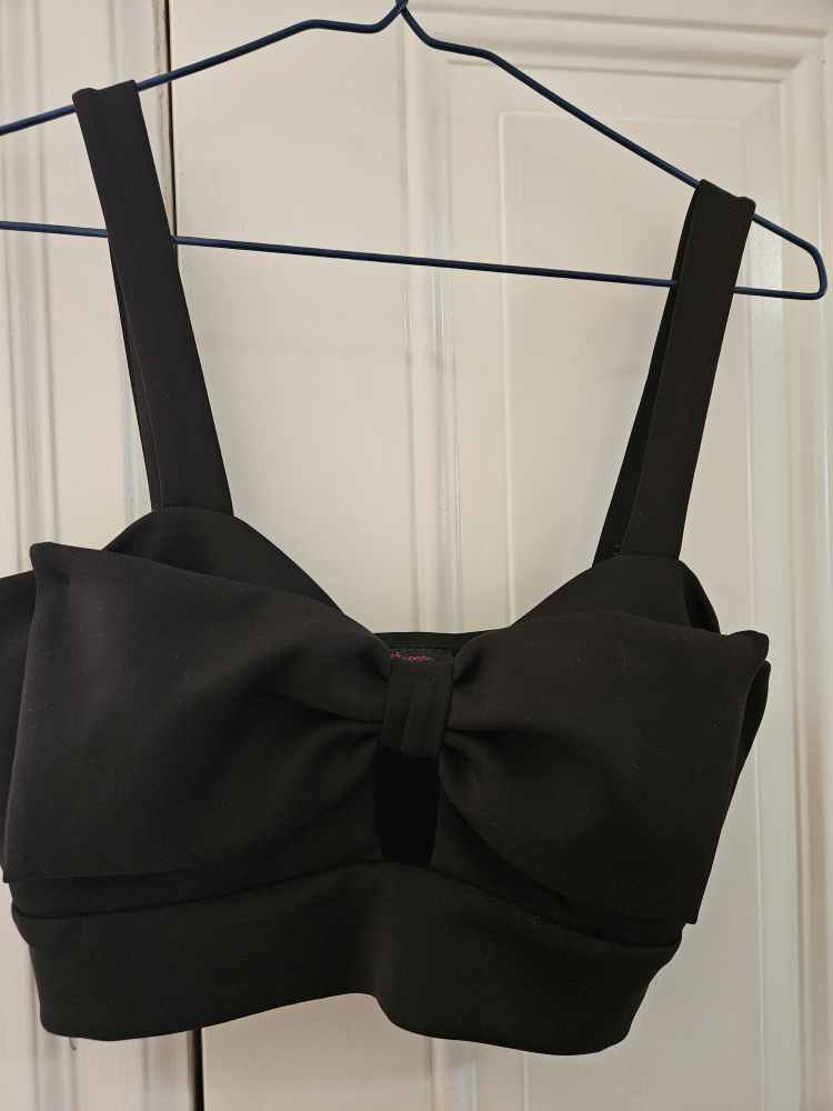 bow front bralette image indicator(2)