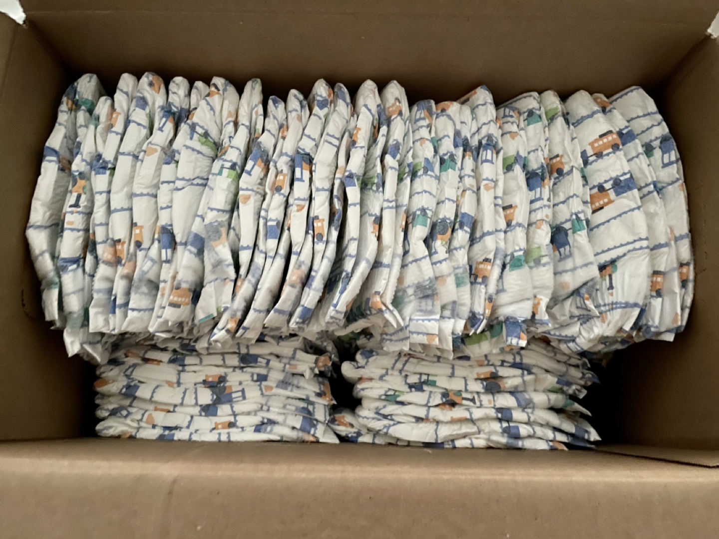 BRAND NEW HONEST DIAPERS IN SIZE NEWBORN