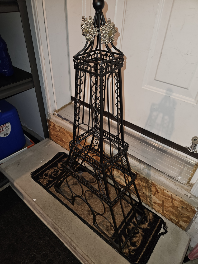Eiffel Tower Wine Rack - photo 2