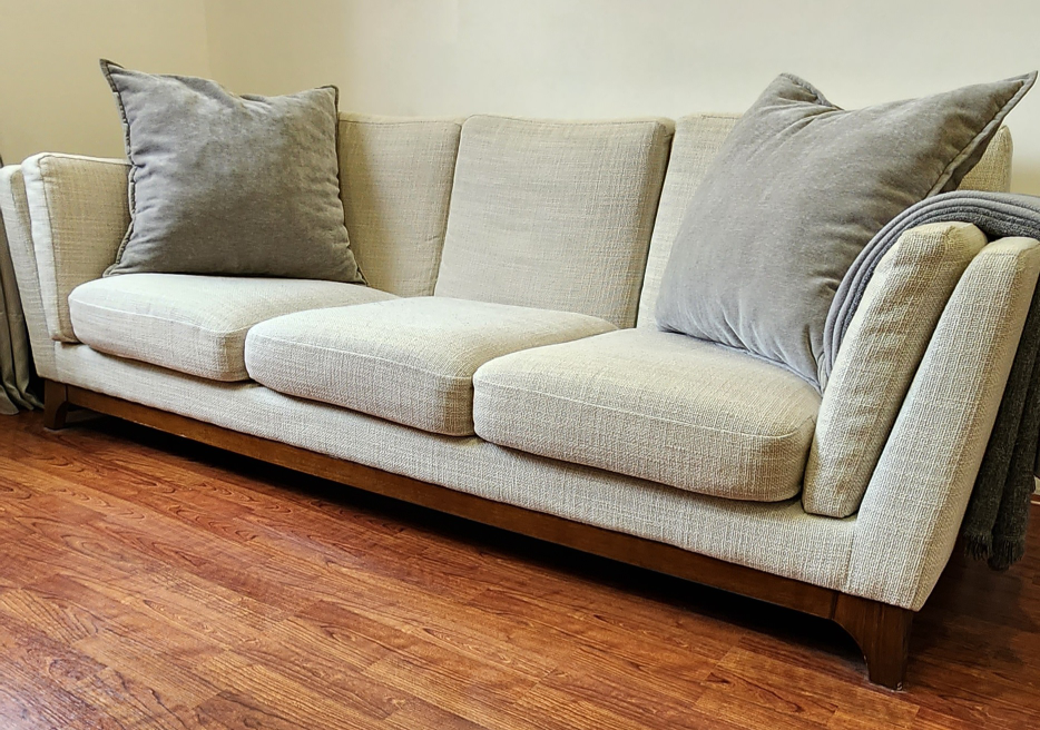sofa  - photo 2